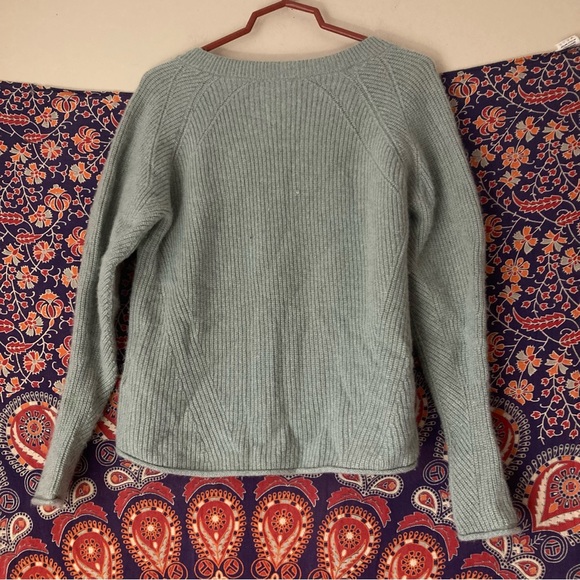 Club Monaco cashmere sweater - Picture 5 of 5